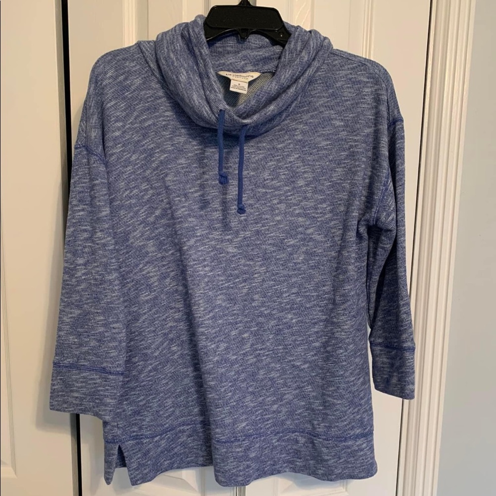 Liz Claiborne sweatshirt